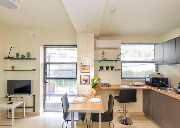 Aiolos Glyfada Centre Apartment 1